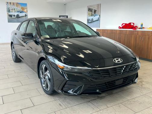 2026 Hyundai ELANTRA Limited