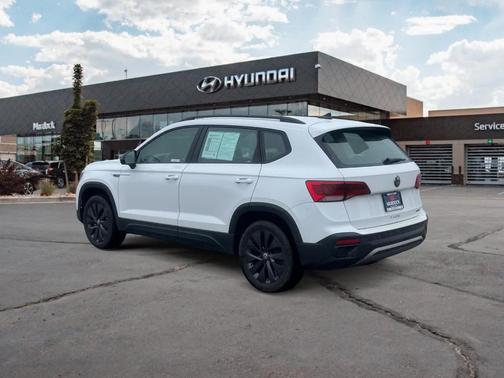 2022 Volkswagen Taos 1.5T S