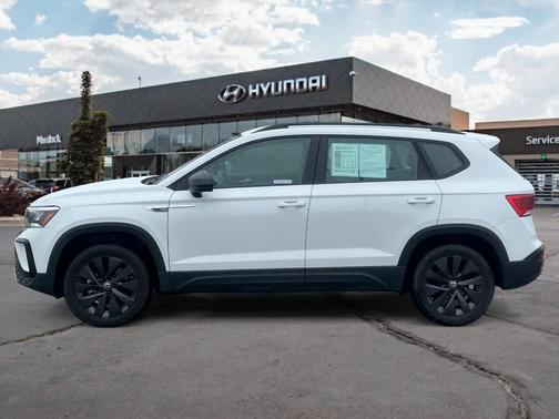 2022 Volkswagen Taos 1.5T S