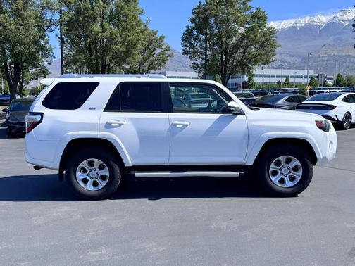 Super White 2015 Toyota 4Runner SR5 Premium
