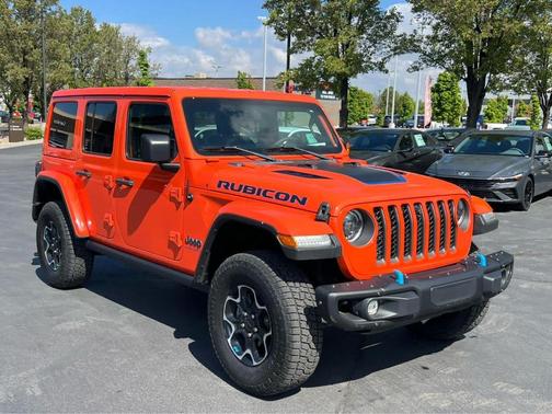 Metallic 2023 Jeep Wrangler 4xe Rubicon