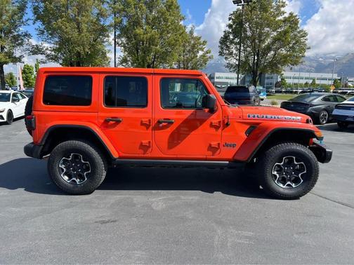 Metallic 2023 Jeep Wrangler 4xe Rubicon