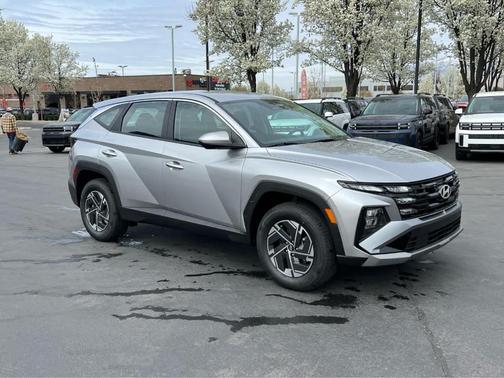 Shimmering Silver 2026 Hyundai TUCSON Hybrid Blue SE