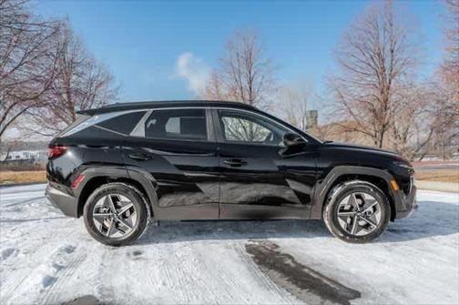 2025 Hyundai TUCSON Plug-In Hybrid SEL