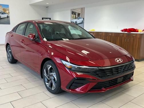 2026 Hyundai ELANTRA Limited