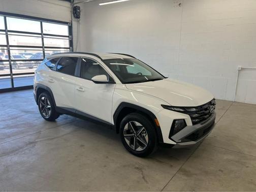 Serenity White Pearl 2026 Hyundai TUCSON SEL