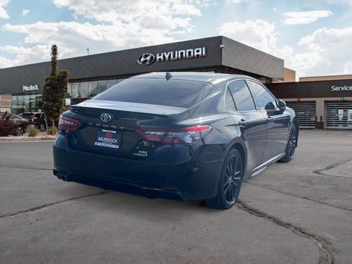 2022 Toyota Camry Hybrid XSE