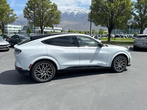 Space White Metallic 2023 Ford Mustang Mach-E GT