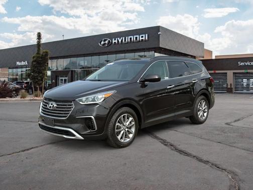 2017 Hyundai SANTA FE SE