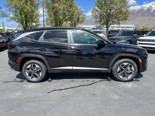 Ash Black 2026 Hyundai TUCSON Hybrid SEL