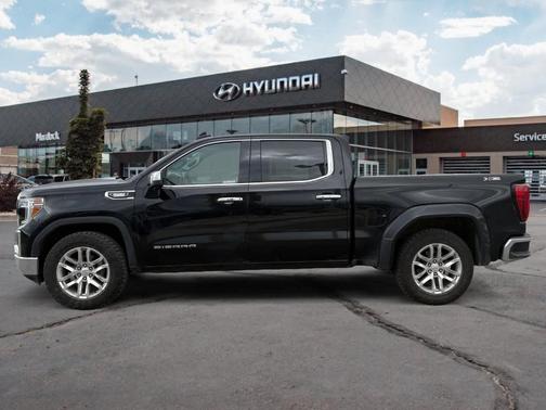 2021 GMC Sierra 1500 SLT