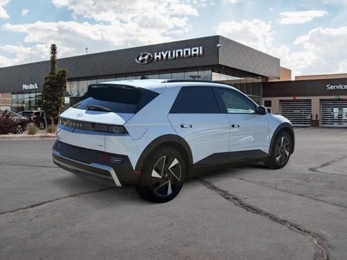 2025 Hyundai IONIQ 5 SEL