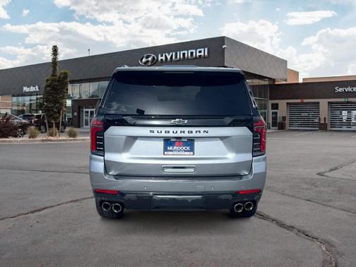 2025 Chevrolet Suburban Z71