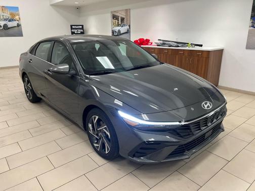 2026 Hyundai ELANTRA Limited