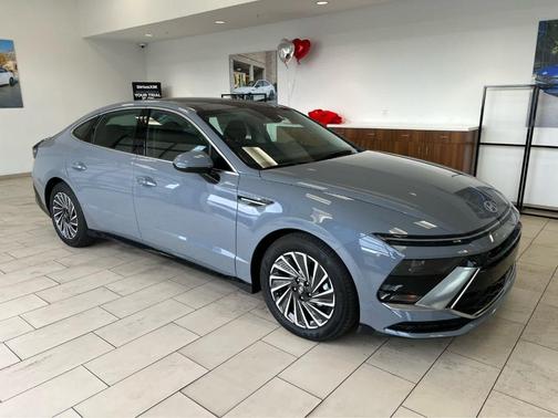 2026 Hyundai SONATA Hybrid SEL