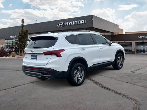 2023 Hyundai SANTA FE SE
