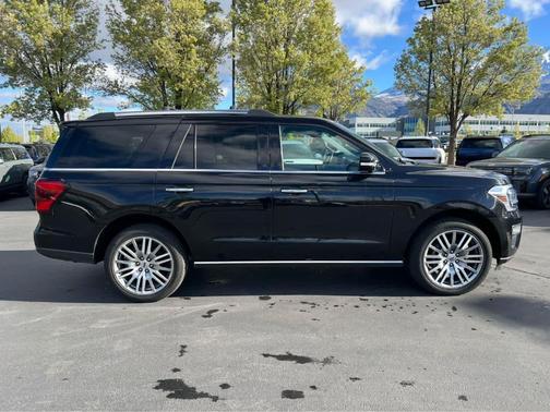 Agate Black 2024 Ford Expedition Limited