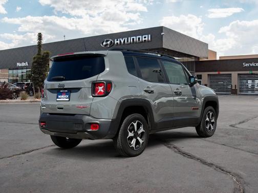 2021 Jeep Renegade Trailhawk