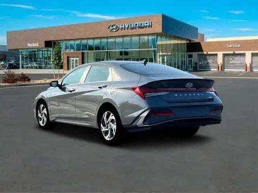 2025 Hyundai ELANTRA HEV SEL