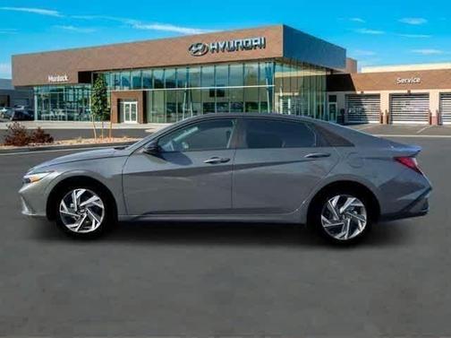 2025 Hyundai ELANTRA HEV SEL