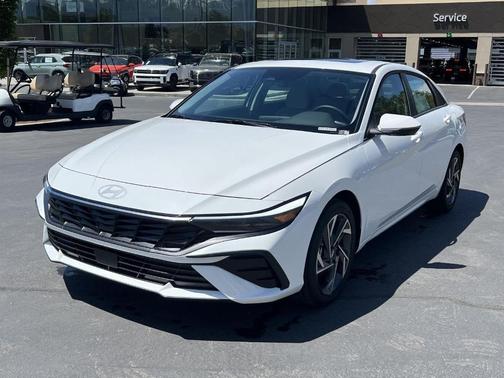 Serenity White Pearl 2026 Hyundai ELANTRA Limited