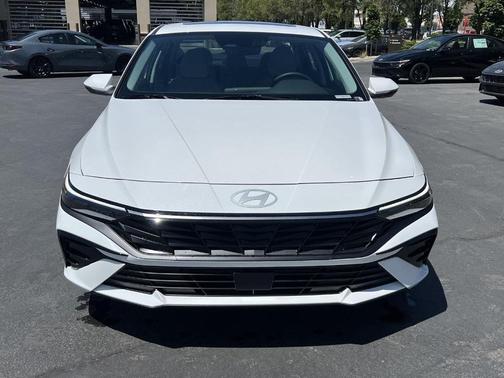 Serenity White Pearl 2026 Hyundai ELANTRA Limited