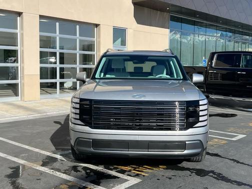Silver Metallic 2026 Hyundai PALISADE SEL