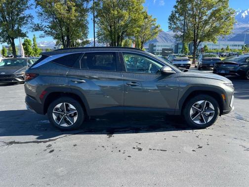Amazon Gray 2026 Hyundai TUCSON Hybrid SEL