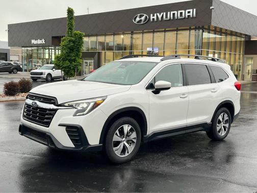 Crystal White Pearl 2025 Subaru Ascent Premium