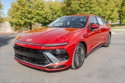 2025 Hyundai SONATA Hybrid SEL