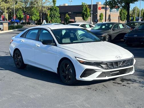 Serenity White Pearl 2026 Hyundai ELANTRA SEL Sport