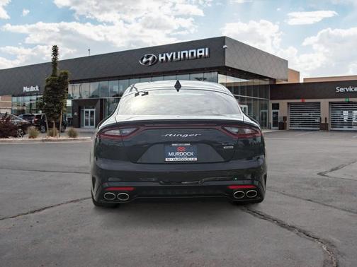 2020 Kia Stinger GT-Line