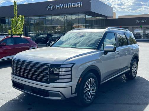 Silver 2026 Hyundai Palisade Hybrid SEL 8P