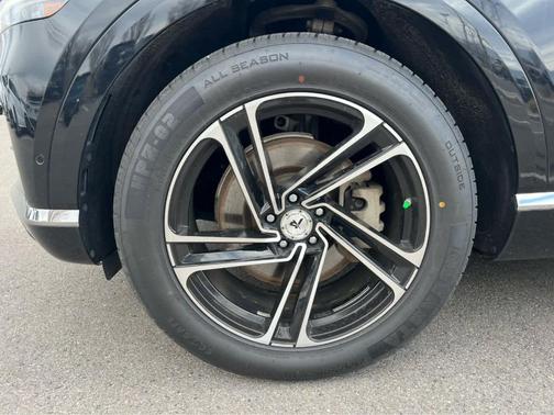 2021 Genesis GV80 2.5T