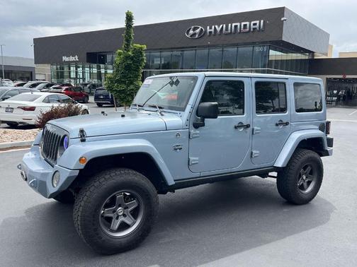 Winter Chill Pearl 2012 Jeep Wrangler Unlimited Sahara