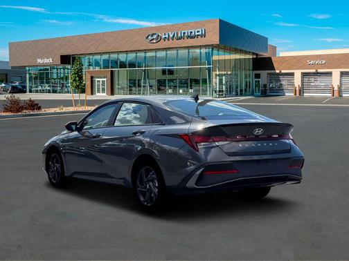 2026 Hyundai ELANTRA SEL