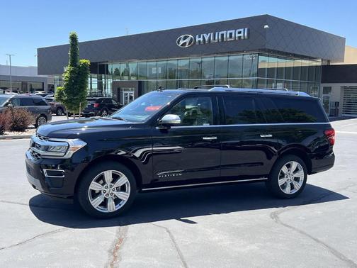 Agate Black 2023 Ford Expedition Max Platinum