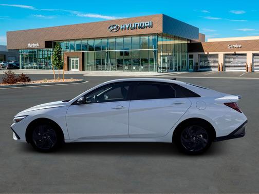 2026 Hyundai ELANTRA HEV SEL