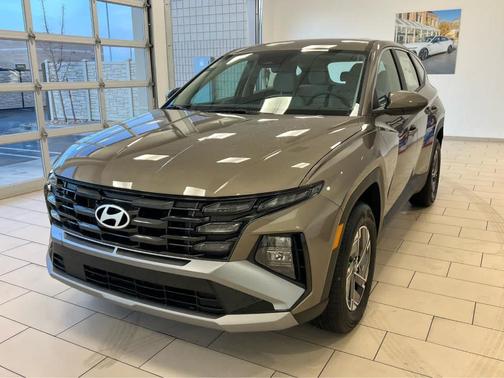 2026 Hyundai TUCSON Hybrid Blue SE