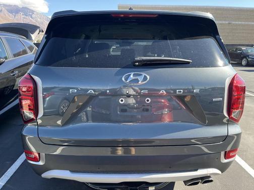 2022 Hyundai PALISADE SE