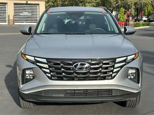 Shimmering Silver 2023 Hyundai TUCSON SEL