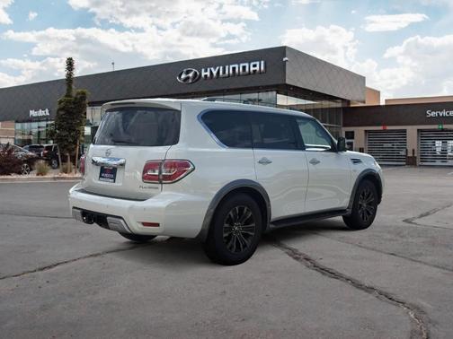 2017 Nissan Armada Platinum
