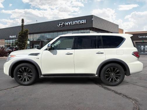 2017 Nissan Armada Platinum