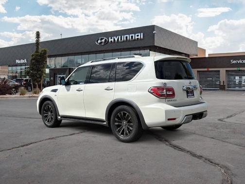 2017 Nissan Armada Platinum