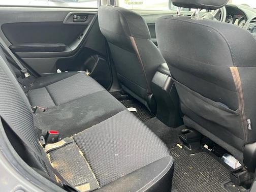 2014 Subaru Forester 2.5i