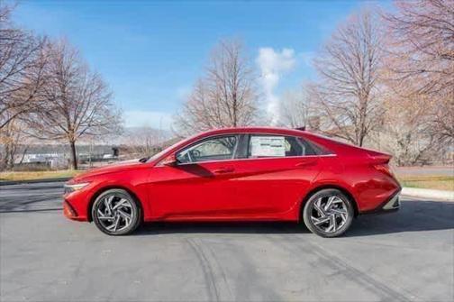 2025 Hyundai ELANTRA HEV Limited