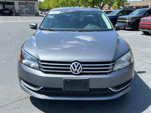 2014 Volkswagen Passat Auto Wolfsburg Ed