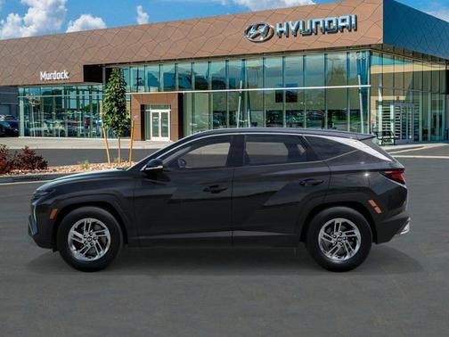 Phantom Black 2026 Hyundai TUCSON SE