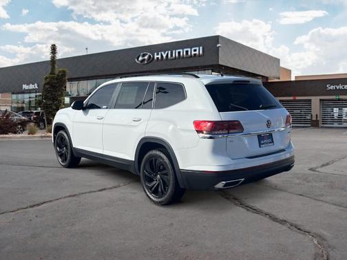 2022 Volkswagen Atlas 2.0T SE