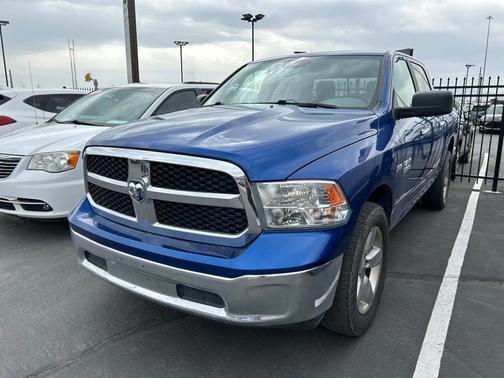 2017 RAM 1500 SLT
